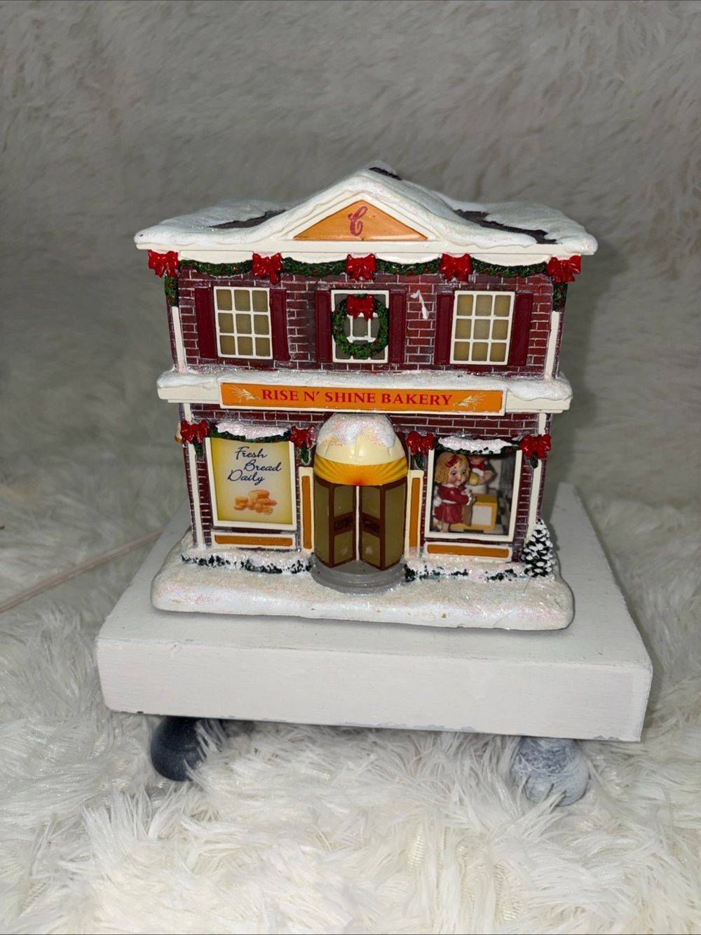 Campbells Hawthorn Village Lighted Bakery